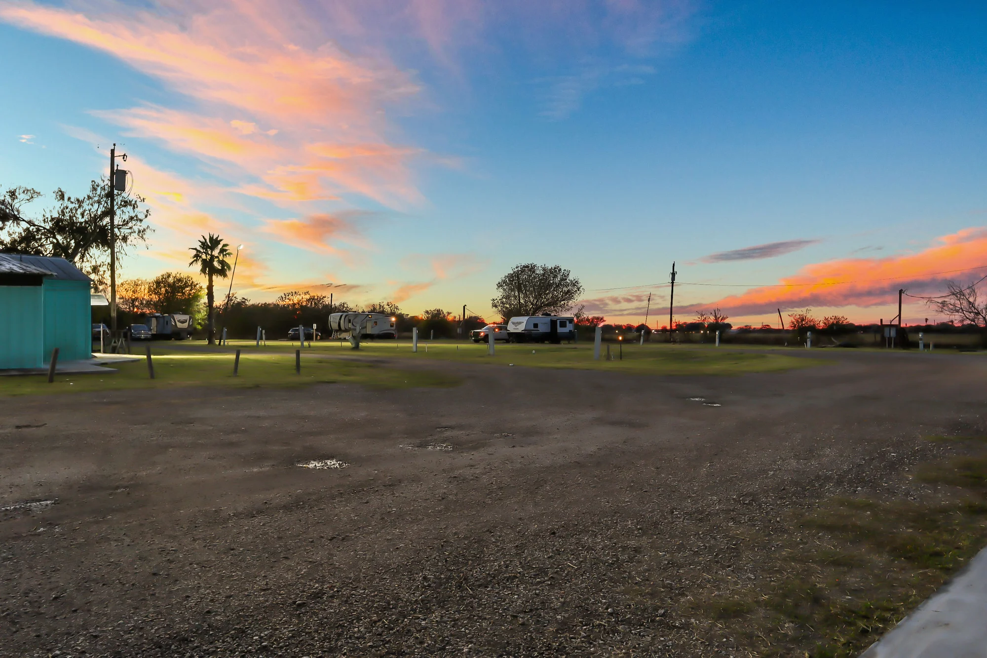 Level RV site