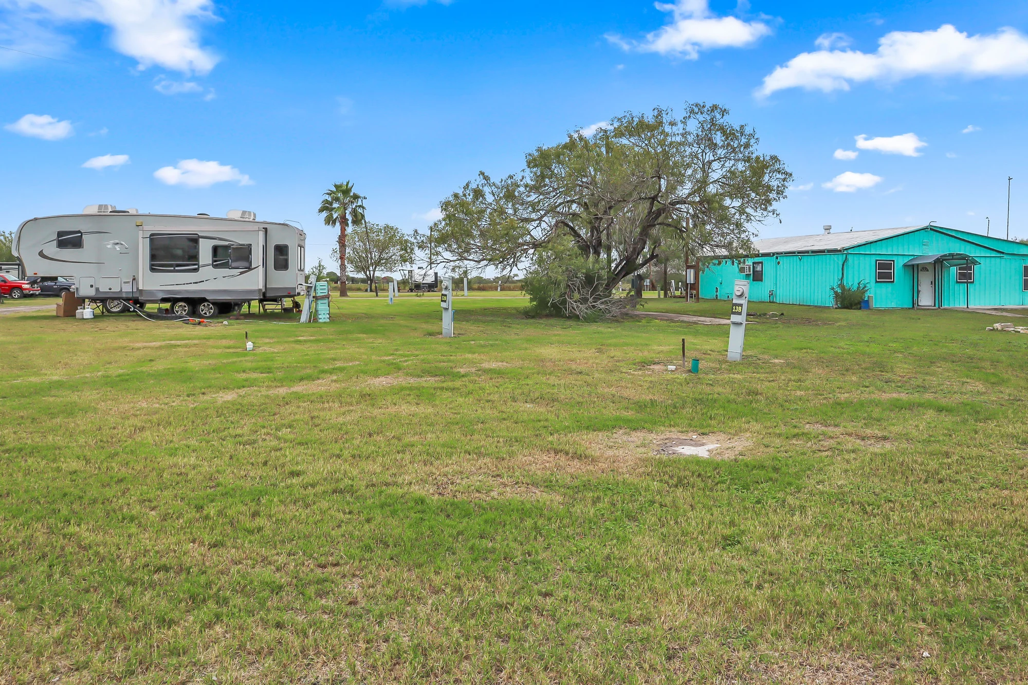 RV site with full hook-ups